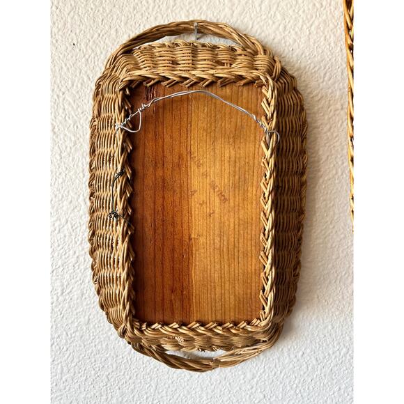 Vintage Mexican Tropical Bird Tray Set: Hand-Painted Folk Art Wall Decor - Picture 6 of 7